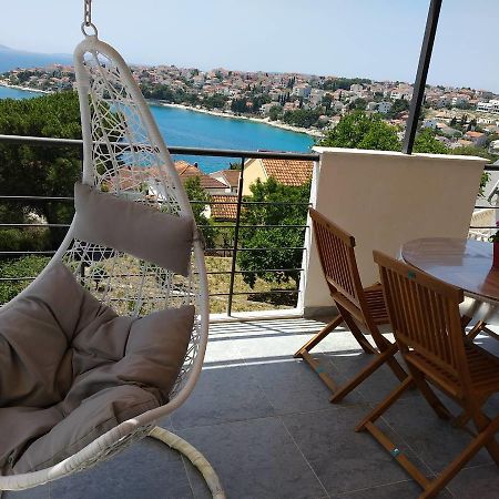 Sea View Apartment Трогір Екстер'єр фото