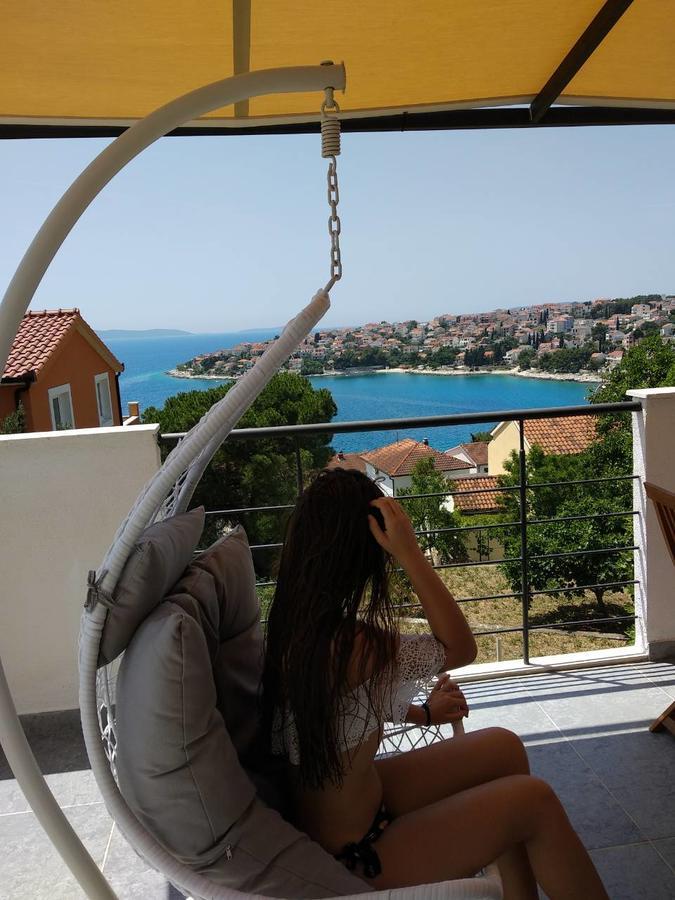 Sea View Apartment Трогір Екстер'єр фото
